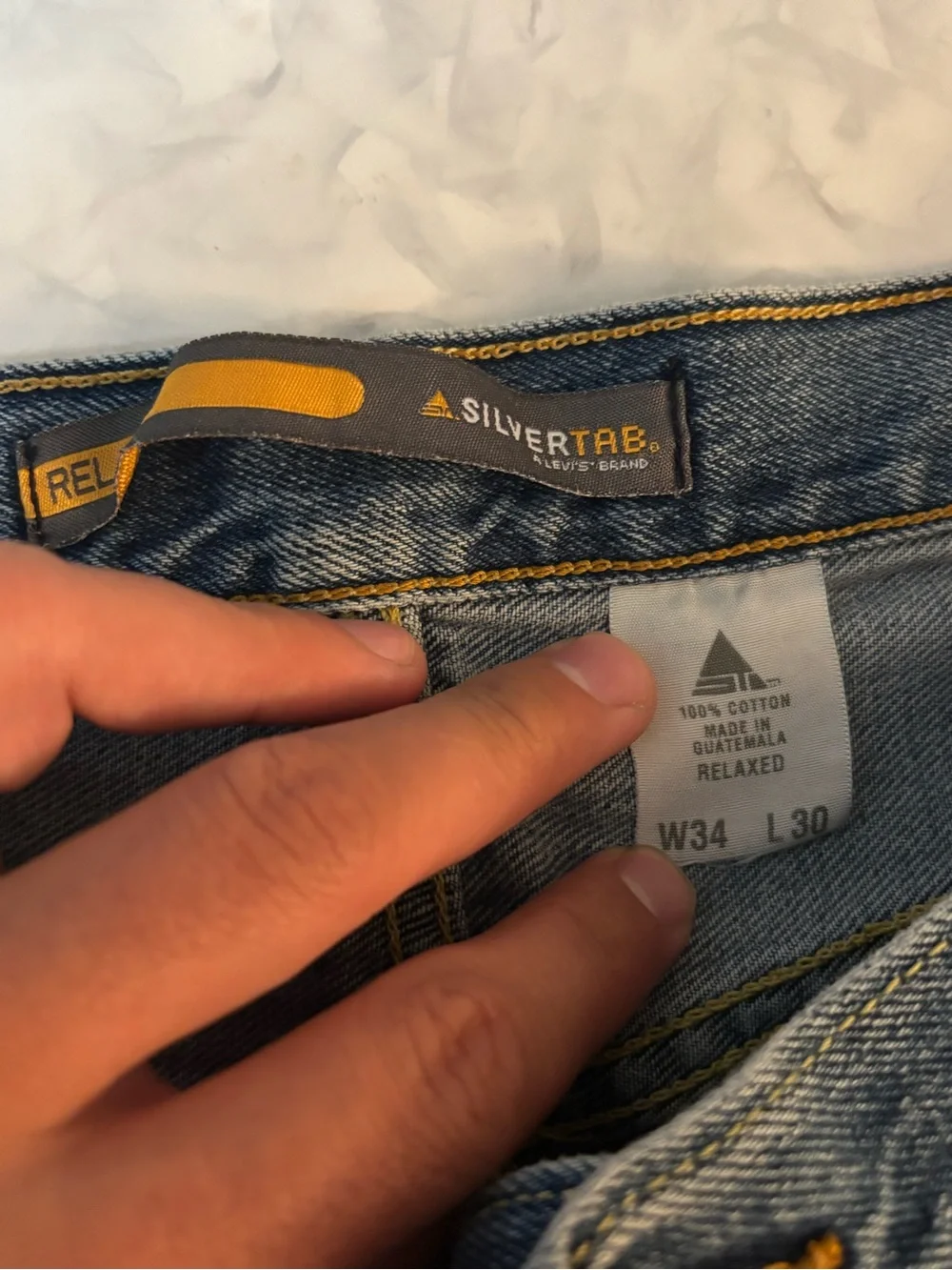 Vintage Levis SilverTab Relaxed Fit Jeans Mens 34x30 Blue Mid Wash Denim Y2K